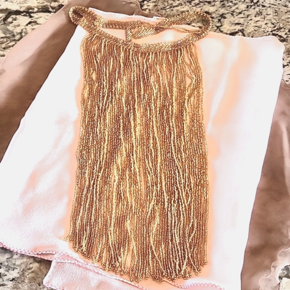 *CLOSING 5/18* Beautiful beaded fringe necklace.